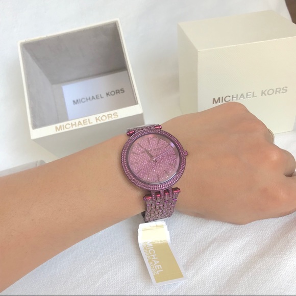 Authentic MK Stunning Darci Dazzling plum watch - Picture 6 of 6